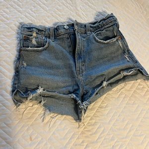 Abercrombie mom shorts
